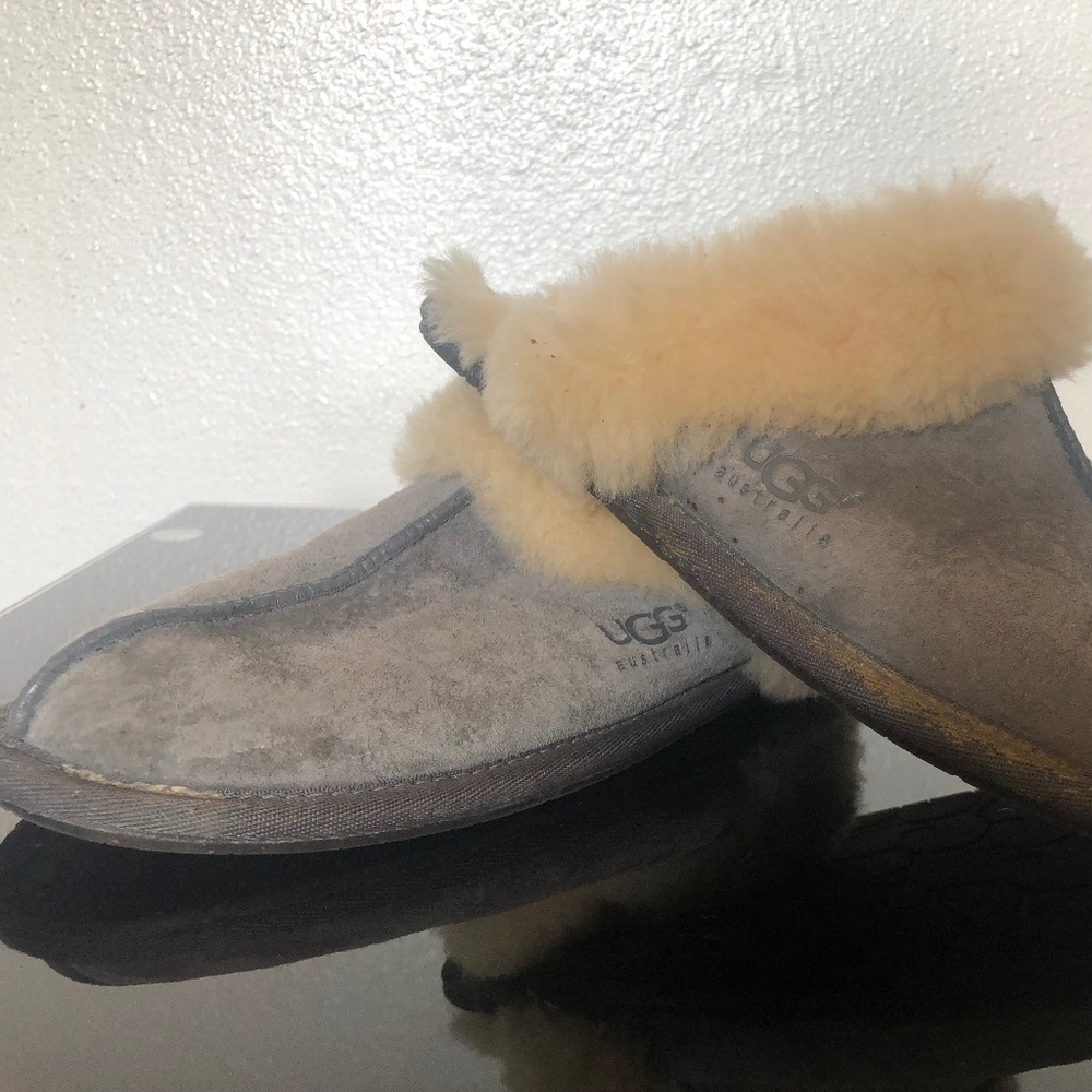 UGG Slippers 6